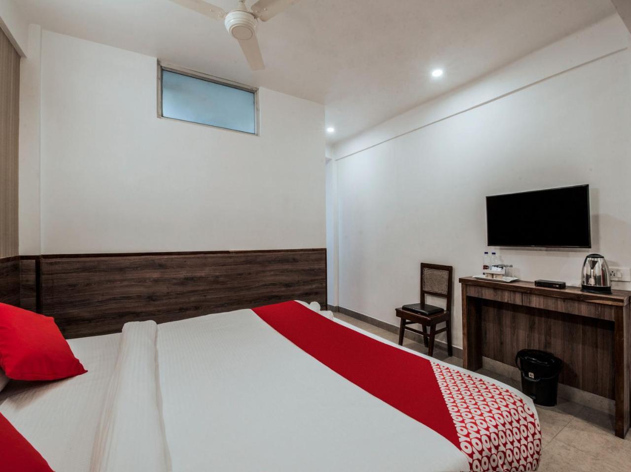 Hotel Indiana シロン エクステリア 写真